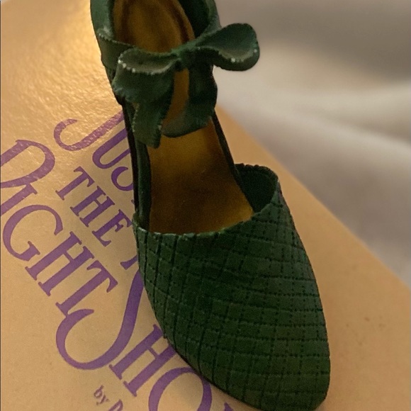 - Just the Right Shoe , shoe decor by Raine # 25013 - Picture 2 of 4